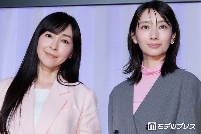 麻生久美子、波瑠(C)モデルプレス