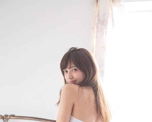 美ヒップあらわな白ビキニ姿に反響 「ラブライブ!サンシャイン!!」小宮有紗、大胆セクシーショット解禁