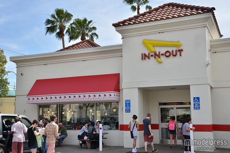 「In-N-Out Burger（イネナウトバーガー）」