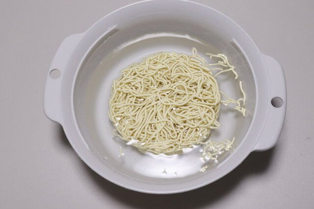 セリアの電子レンジ調理器