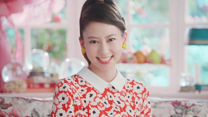 河北麻友子/新CM「パペット篇」より