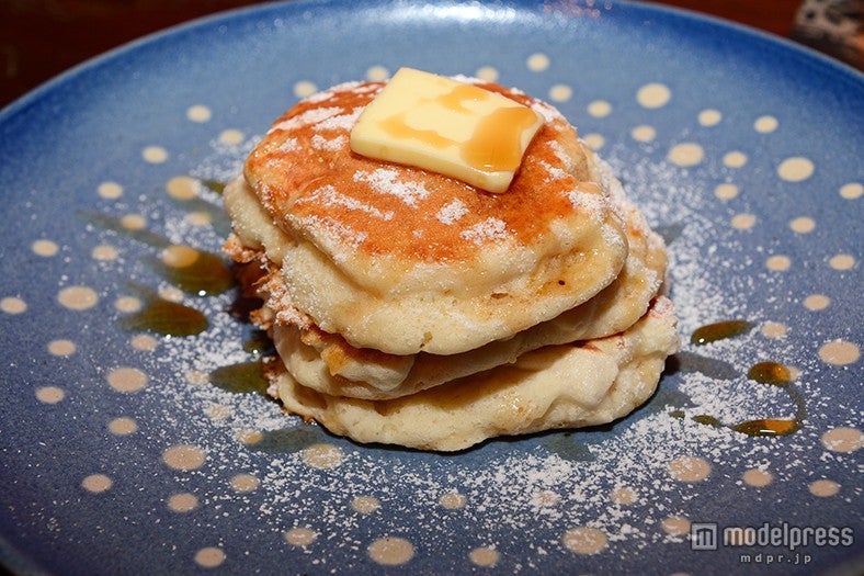 おこのみでメープルシロップをかけて （C）モデルプレス