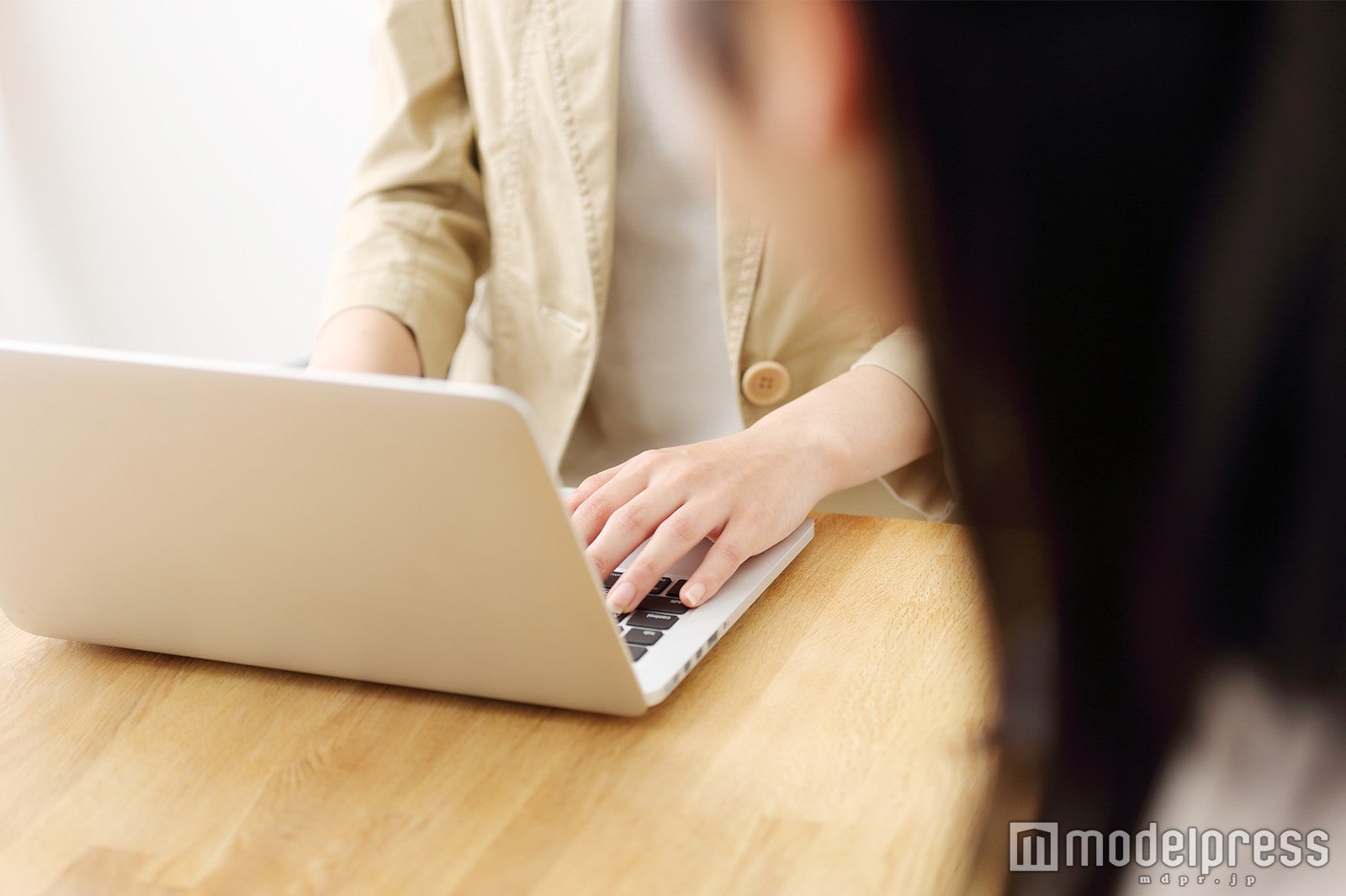おいしい夕食を食べたら明日も頑張れそう（photo by naka／Fotolia）