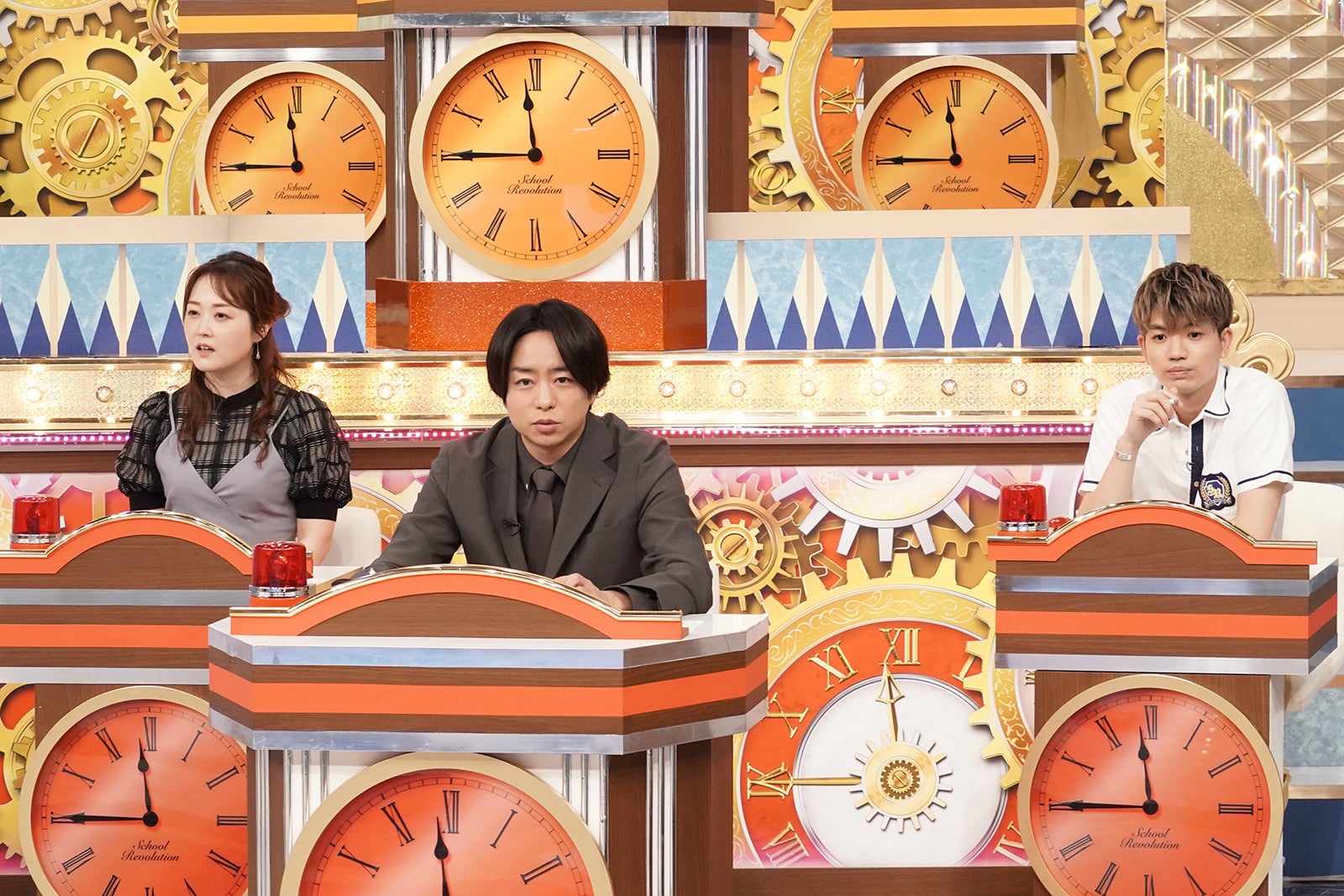 水卜麻美、櫻井翔、高地優吾（※「高」は正式には「はしごだか」） （C）日本テレビ