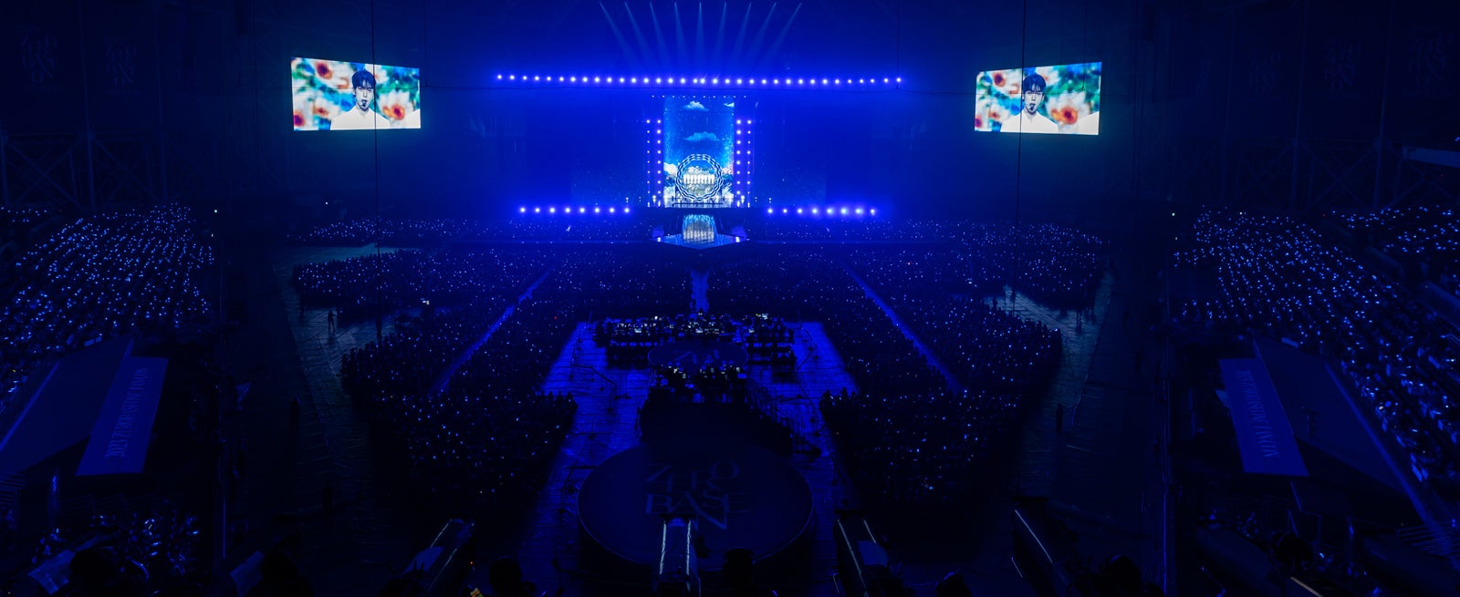 「2023 ZEROBASEONE FAN-CON」（C）WAKEONE