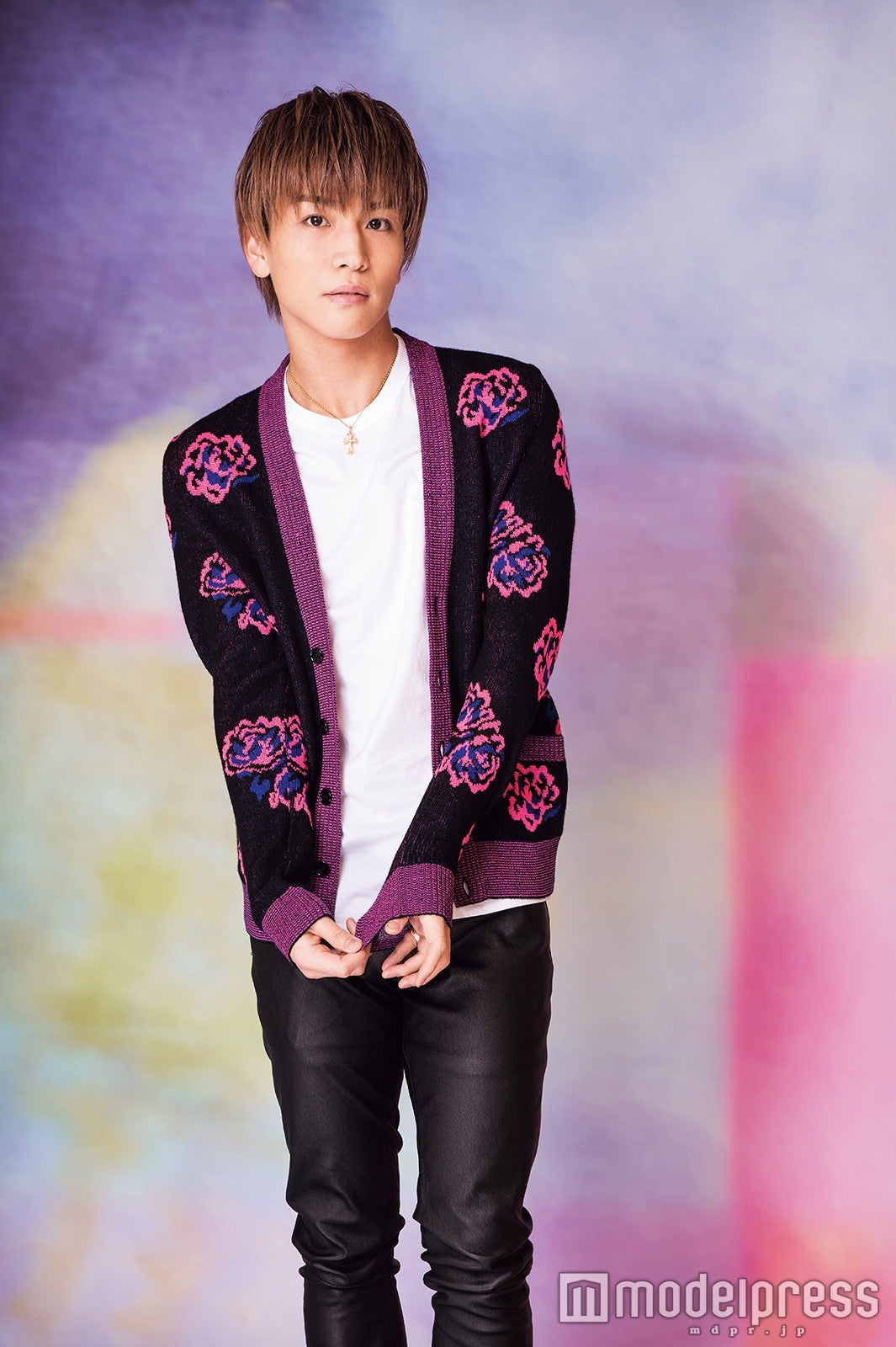 岩田剛典／「月刊EXILE」7月号より（画像提供：LDH）