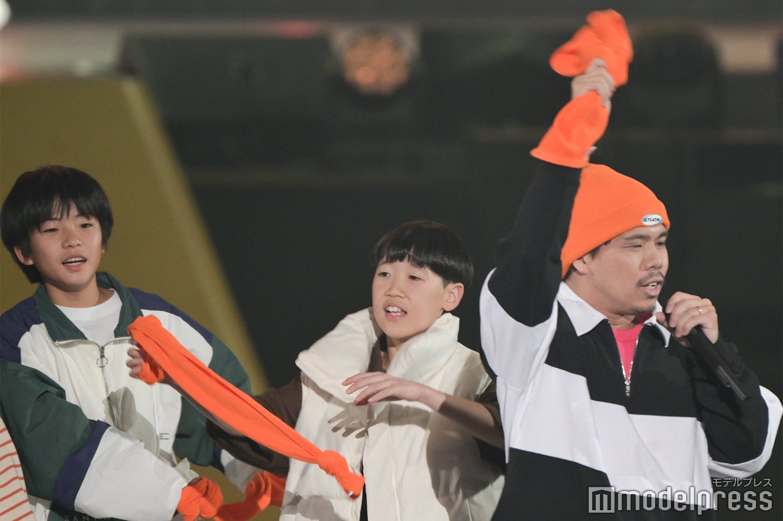 ひき肉、イソ・ギンチャク（C）モデルプレス