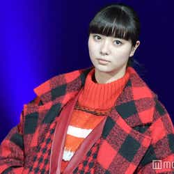 モデルプレス - 新川優愛、ランウェイトップバッターで大歓声 初開催の「TGC広島」開幕