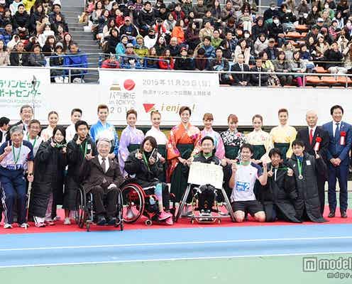 SMAP「僕らを笑顔にさせてくれることに感激」パフォーマンスにスタジアム熱狂