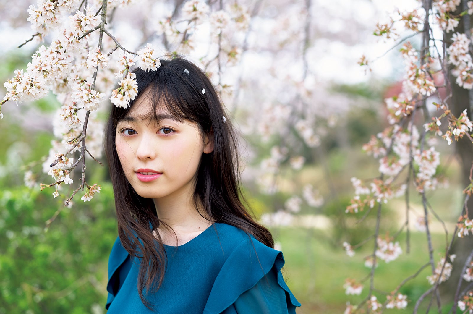 福原遥／3冊目の写真集『いつのまにか。』より（画像提供：所属事務所）