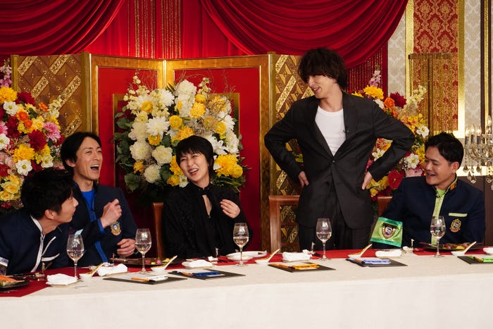 田中圭、矢部浩之、松たか子、横浜流星、ノブ(C)日本テレビ