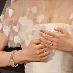 5.03カラットのダイヤモンドリング(6000万超)、22.93カラットのダイヤモンドブレスレット(2900万円超)