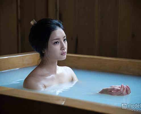 菜々緒、艷やか入浴姿&成宮寛貴との“濃厚”ラブシーン解禁