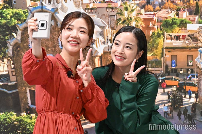 福田麻貴、広瀬すず(C)モデルプレス