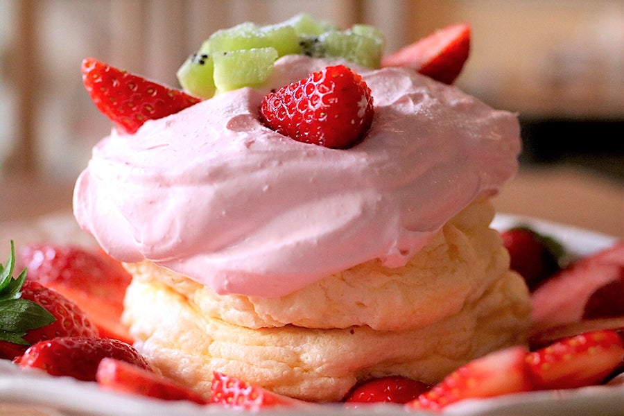 福カフェ 「ストロベリーポップクリームパンケーキ」(1,280円)_2