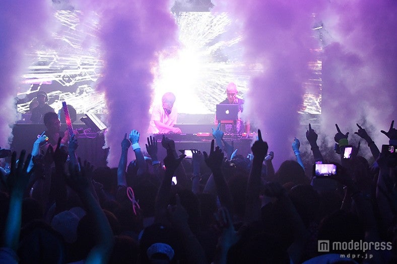 小室哲哉、マーク・パンサー