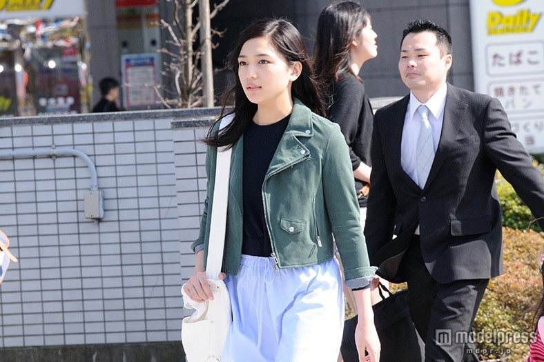 川口春奈／「デリ」篇その2メイキング