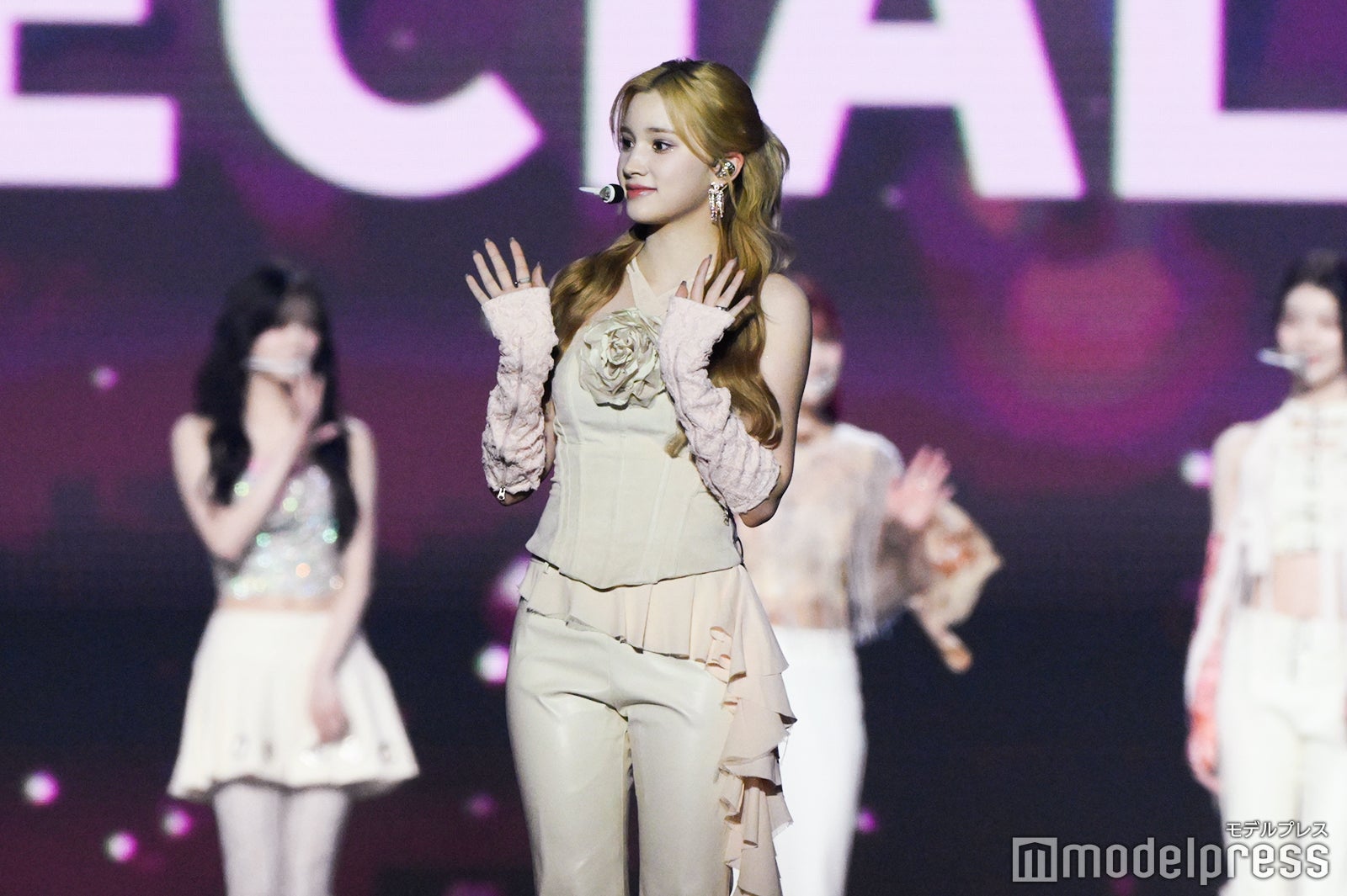 Kep1er／ヒュニンバヒエ（C）モデルプレス