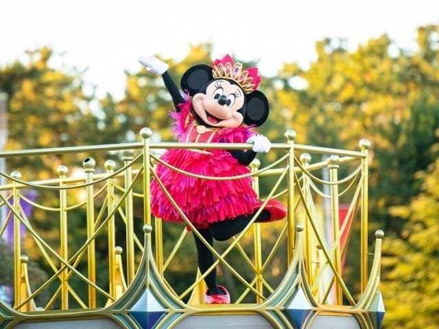 ミニーマウス＆フレンズが元気にご挨拶!!