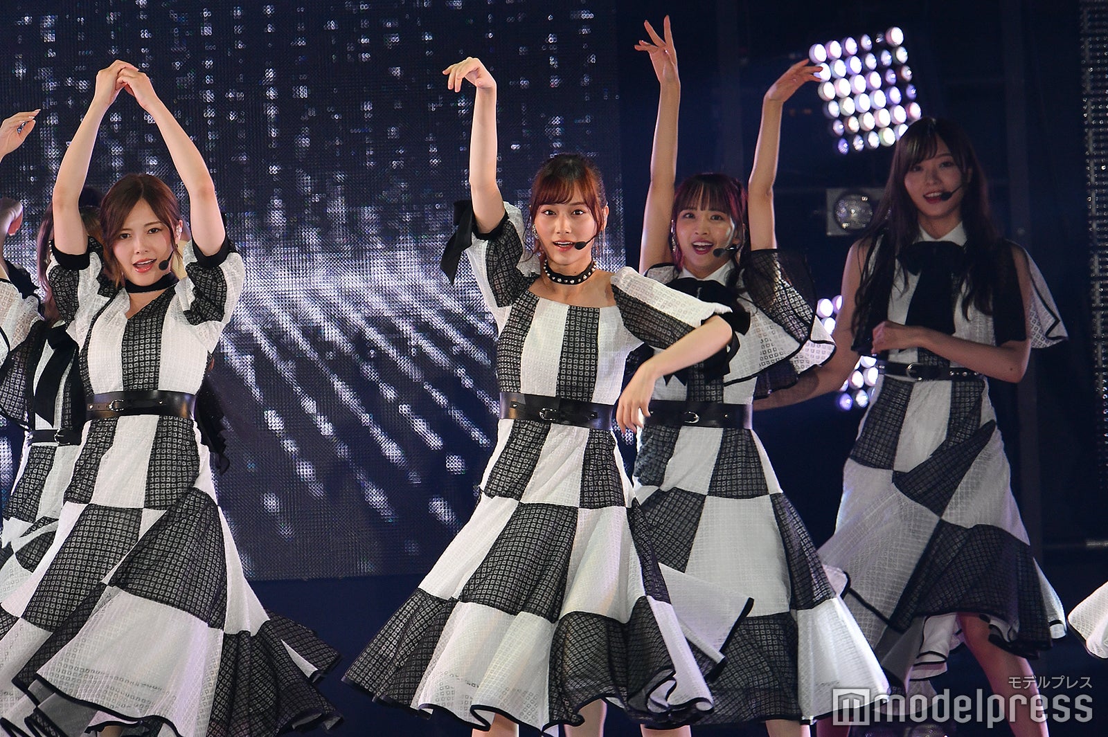 白石麻衣、山下美月、佐藤楓、梅澤美波（C）モデルプレス