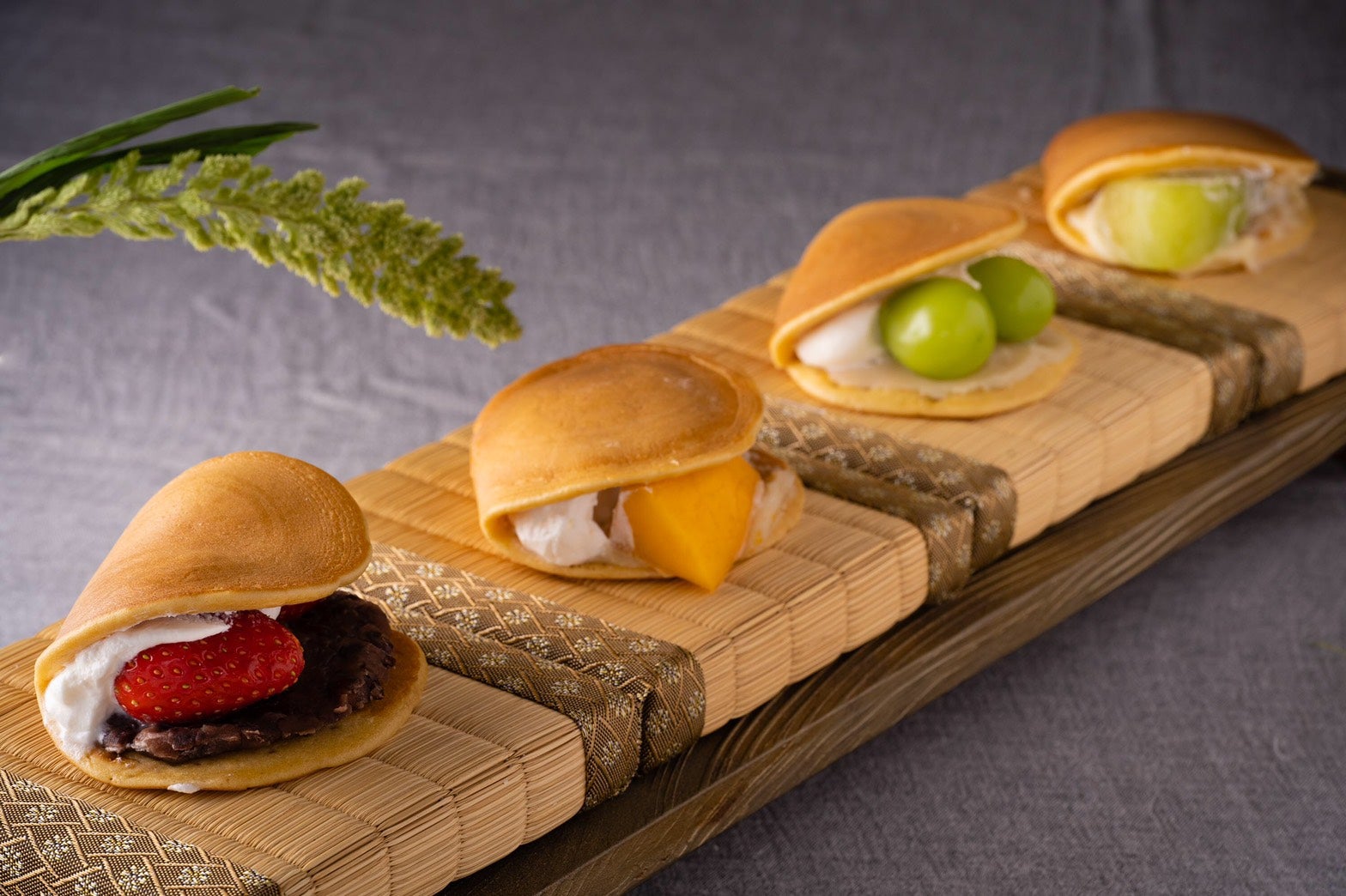 どら焼き もちもち518円～1058円／画像提供：SKYCorporation．