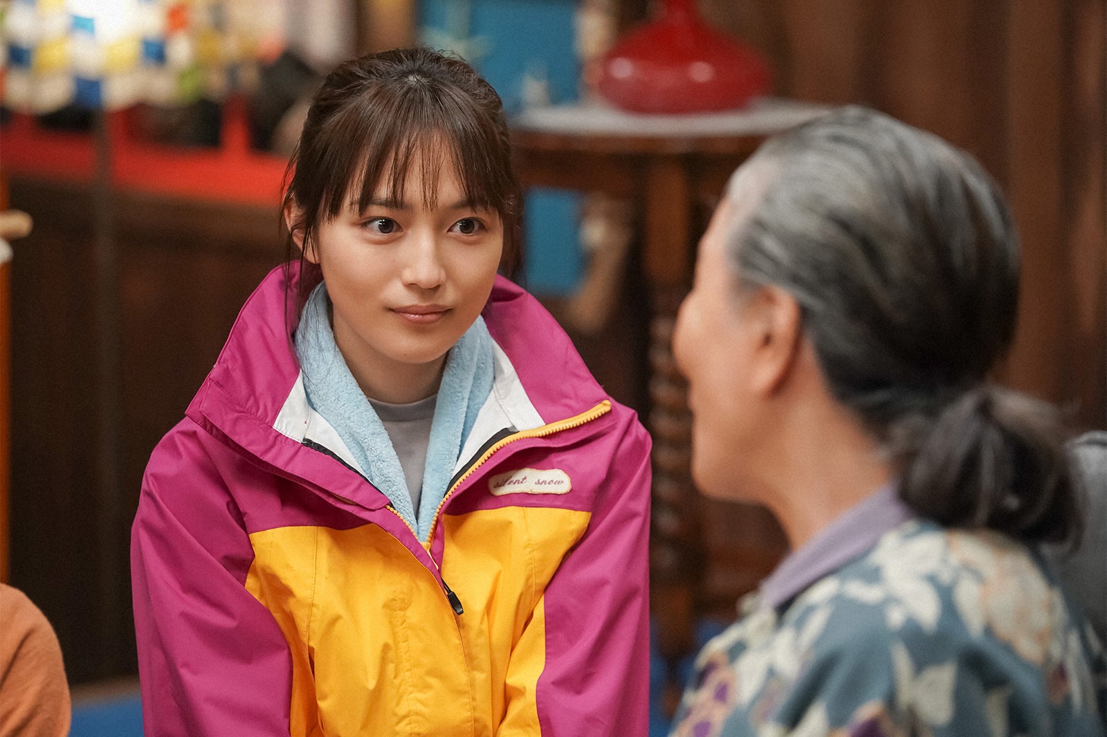 「舞いあがれ！」サプライズ出演・川口春奈の“胸元”に注目「silentと目黒蓮くん？」「こだわりが細かい」