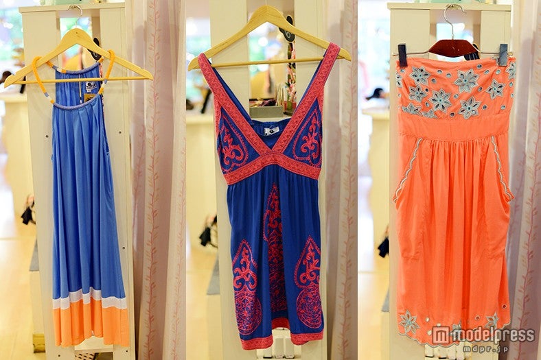 （左から）2，500バーツ（約7，500円）、2，650バーツ（約7，950円）、3，300バーツ（約9，900円）