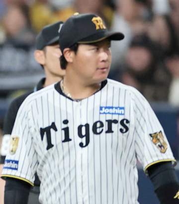 阪神が10試合目で初の失策 大山がゲッツー狙って二塁送球も悪送球でピンチ広げて先制点に直結 球団記録の開幕から9試合連続無失策が途絶える