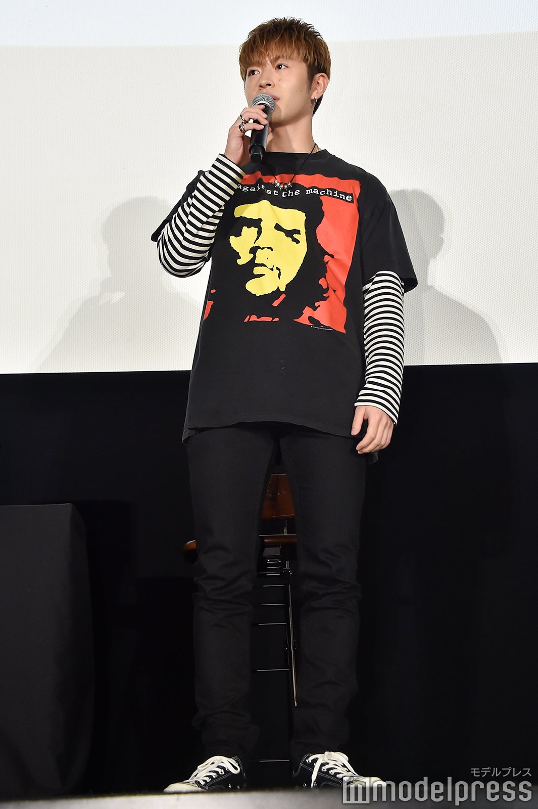 佐野玲於（C）モデルプレス