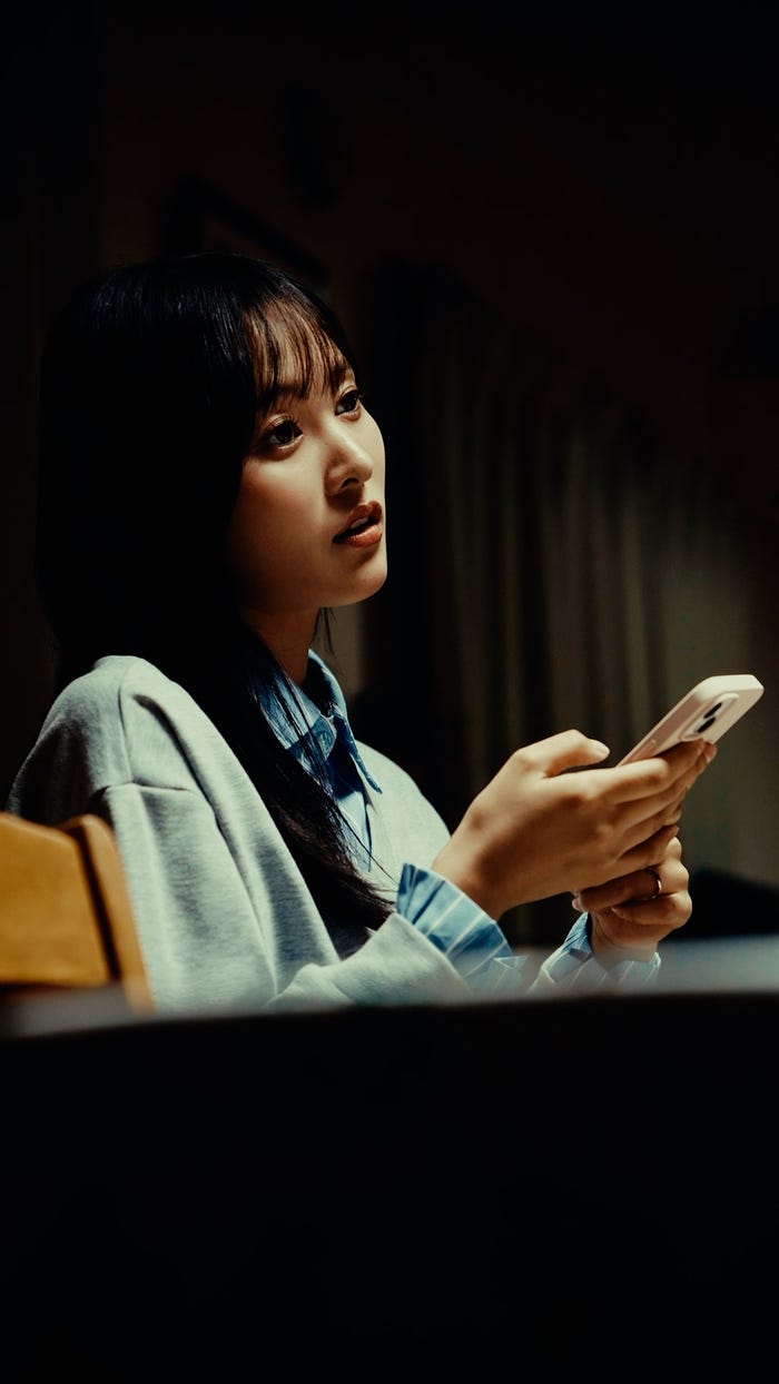 兒玉遥「復讐の同窓会」場面写真(C)DMMショート