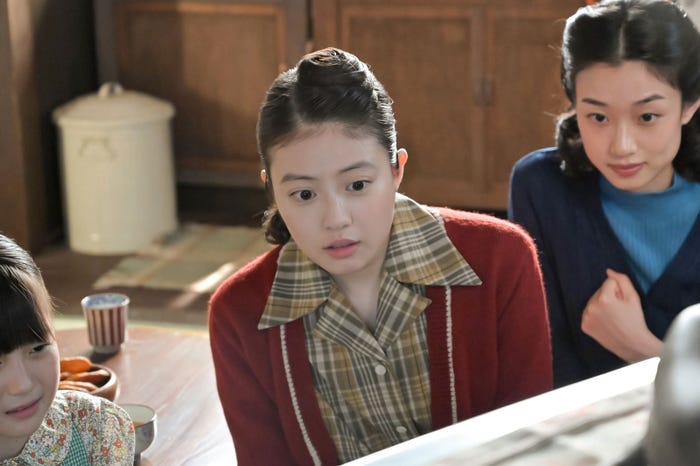 今田美桜、河合優実「あんぱん」第103話(C)NHK