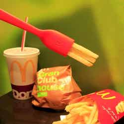 マクドナルド、全米で話題の“食べられるフォーク”が日本初上陸／画像提供：日本マクドナルド