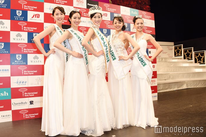 (左から)文室理惠さん、村上麻衣さん、筒井菜月さん、福井千聖さん、大倉由莉さん (C)モデルプレス