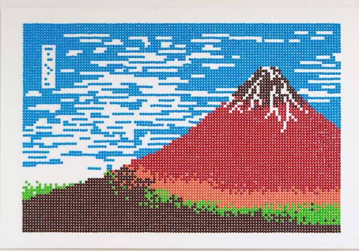 葛飾北斎の「赤富士」／画像提供：マース ジャパン リミテッド