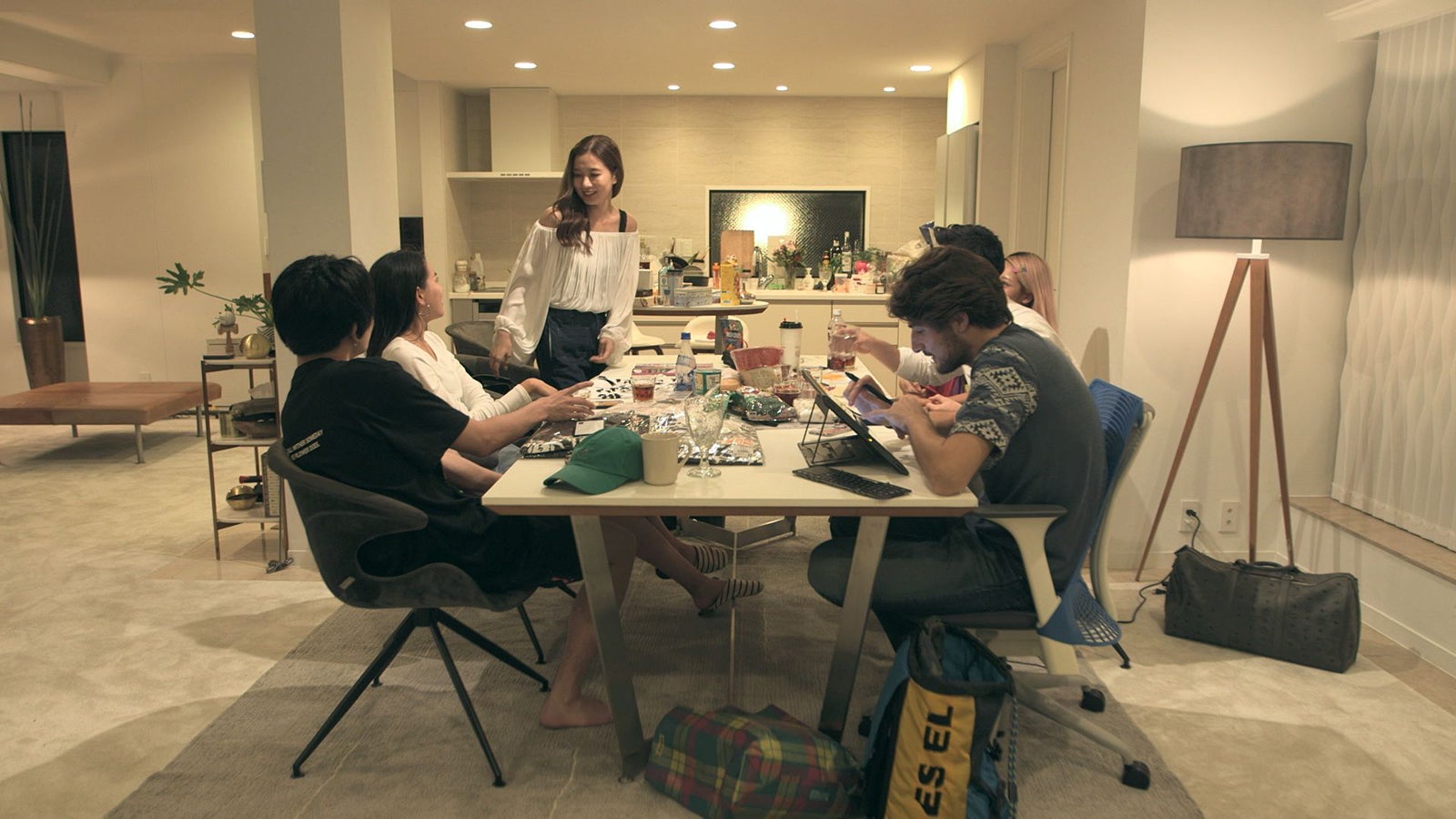 「TERRACE HOUSE TOKYO 2019-2020」24th WEEK（C）フジテレビ／イースト・エンタテインメント