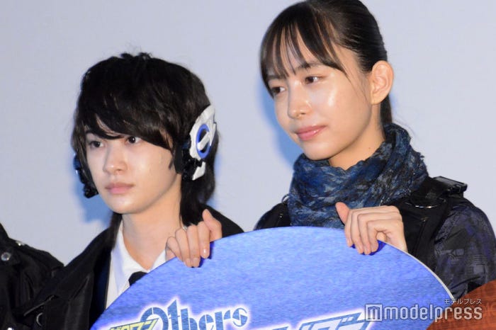 中山咲月、井桁弘恵 (C)モデルプレス