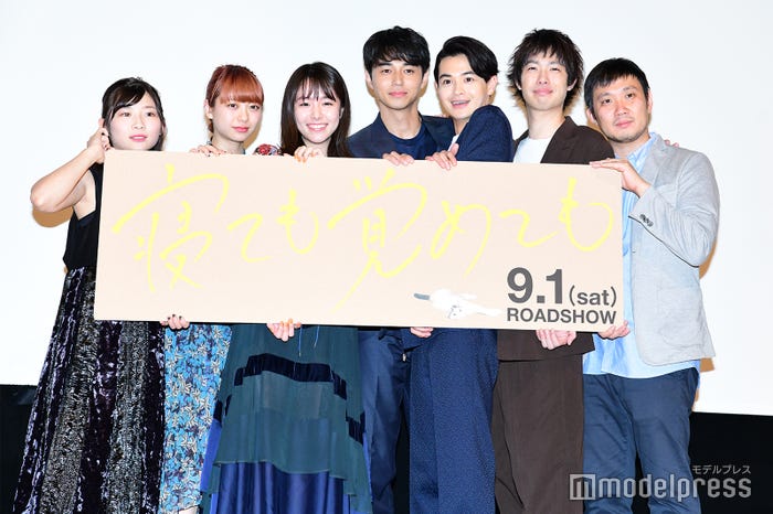 映画『寝ても覚めても』プレミア上映会より (C)モデルプレス