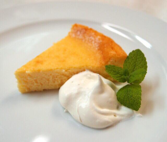 自家製のケーキ／画像提供：GAKE