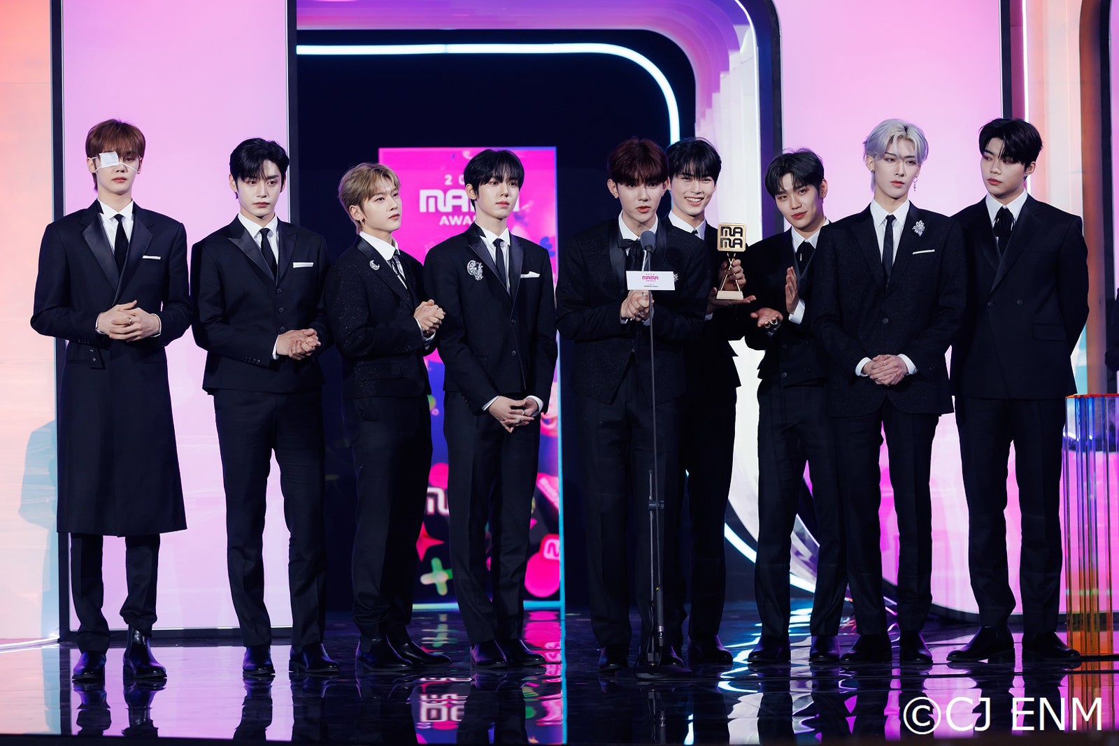 ZEROBASEONE（C）CJ ENM