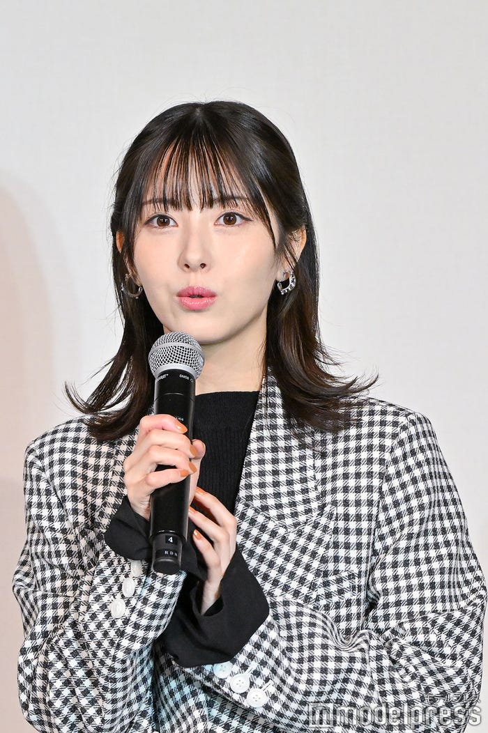 浜辺美波(C)モデルプレス