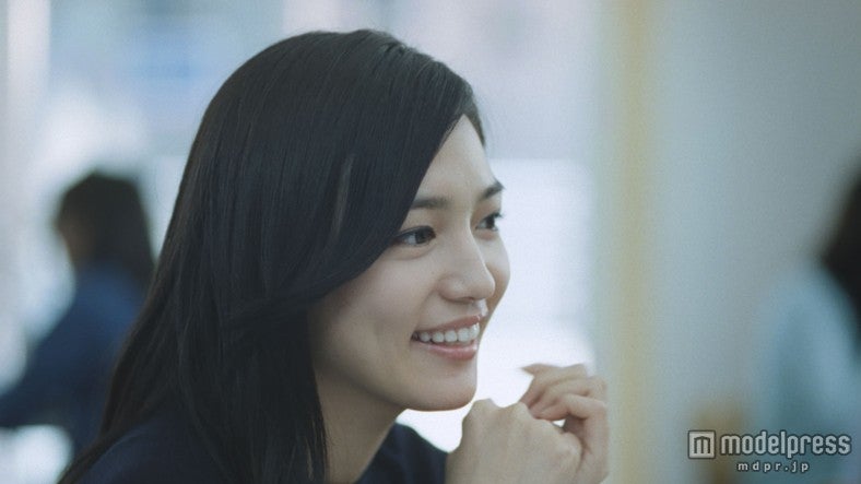 川口春奈／「デリ」篇その2