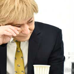 モデルプレス - 小室哲哉、涙の引退発表「無念」胸中語る