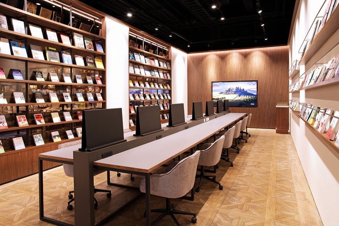 TSUTAYA BOOKSTORE松山店/画像提供:CCC 蔦屋書店カンパニー