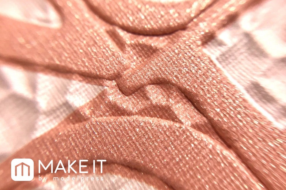 Dior／ディオールスキン ミネラル ヌード グロウ パウダー〈ワイルド アース〉／001 ローズ スイート (C)メイクイット