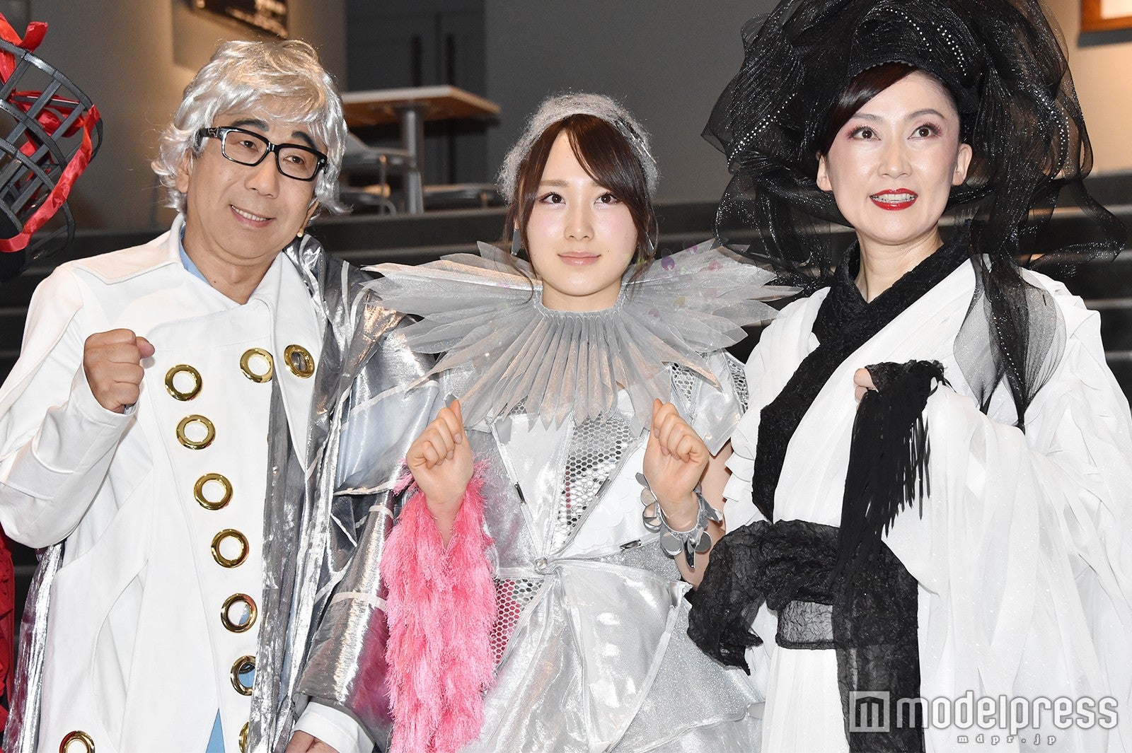 （左より）木根尚登、高橋朱里、一路真輝 （C）モデルプレス