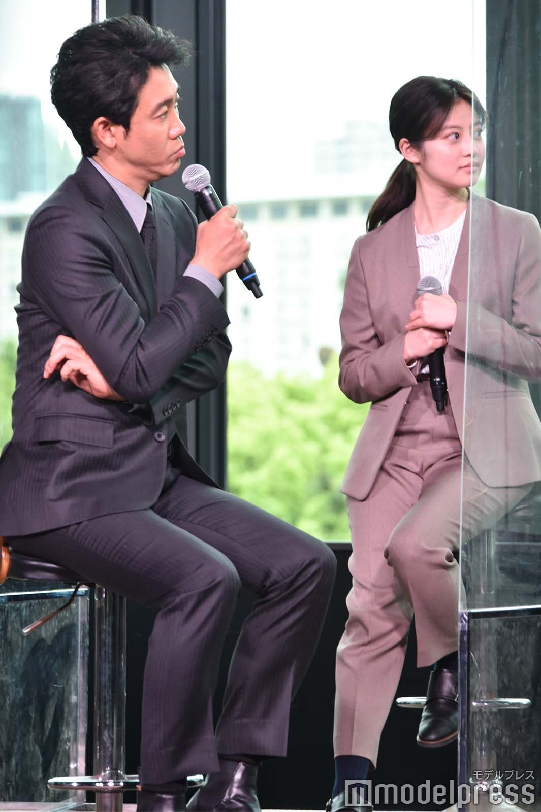 大泉洋、今田美桜（C）モデルプレス