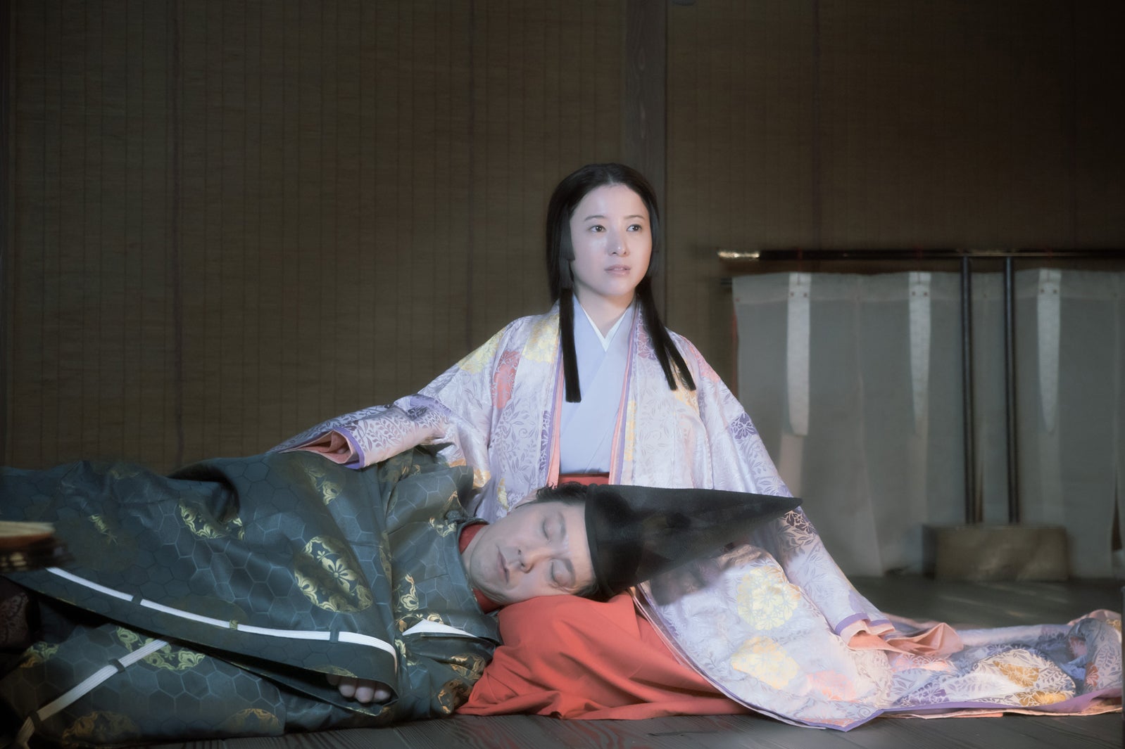 佐々木蔵之介、吉高由里子「光る君へ」第26話（C）NHK