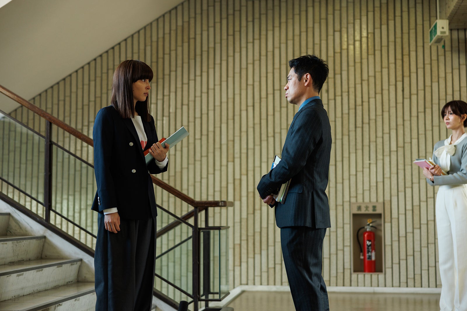 広瀬アリス、伊藤淳史「なんで私が神説教」第3話（C）日本テレビ