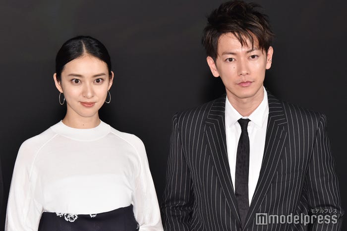 武井咲、佐藤健 (C)モデルプレス