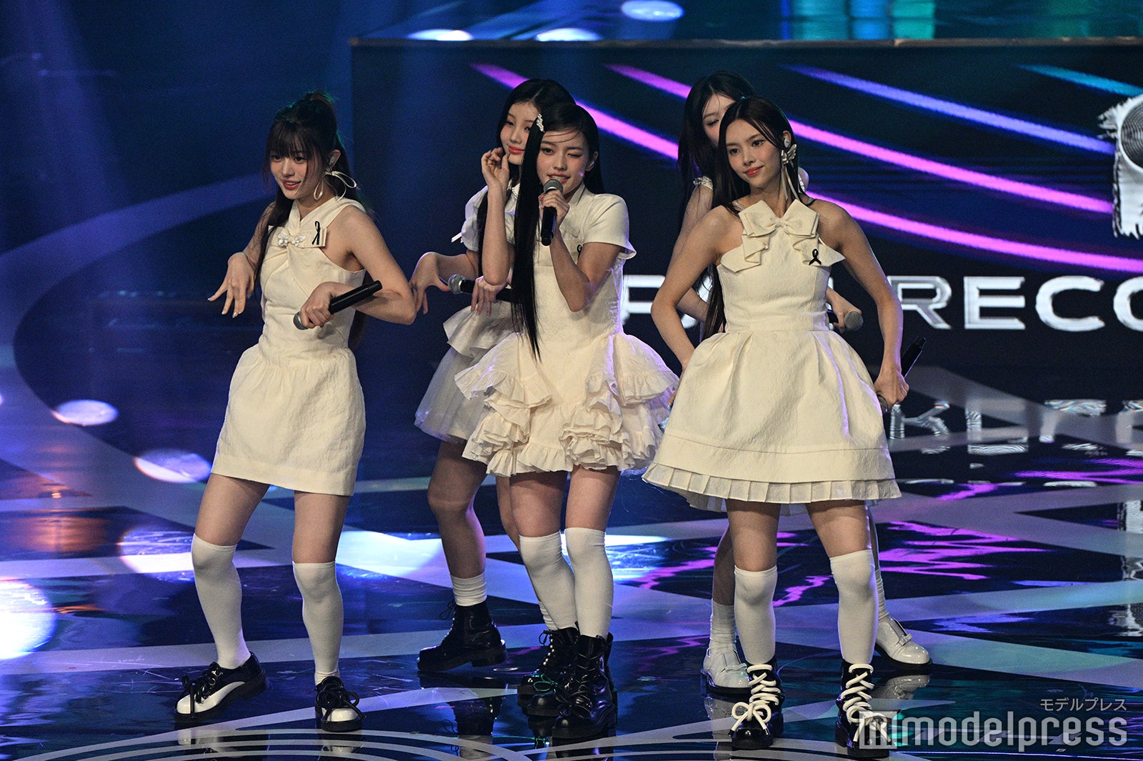 （C）モデルプレス